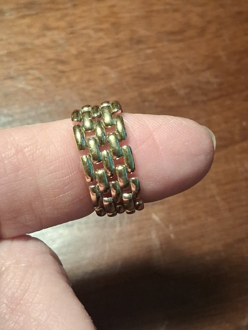 🌟🌟💍Vintage Avon Gold‑Tone Woven Band Ring - Picture 3 of 7
